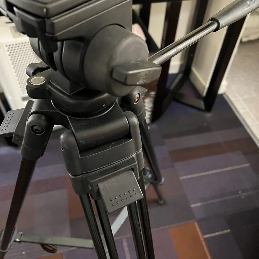 Bogen Manfrotto PRO Camera Support Tripod 3192 w/ 3147 Head 510
